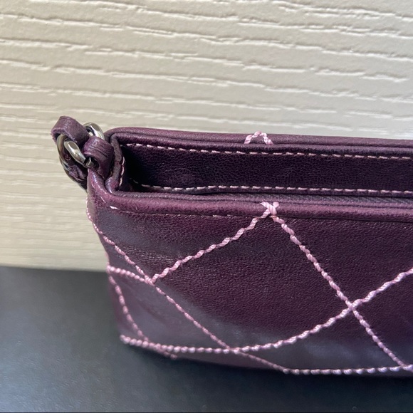 Chanel Mini Pochette Chain Handbag - Picture 4 of 12